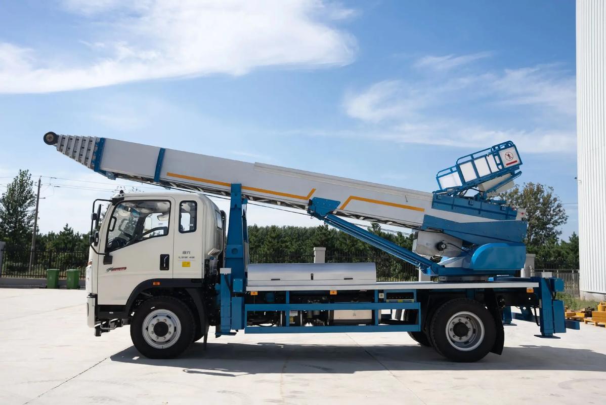 独山云梯上料车租赁费用